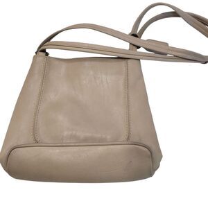 Liz Claiborne Woman's Beige Shoulder Bag, Approx. 10 x 9